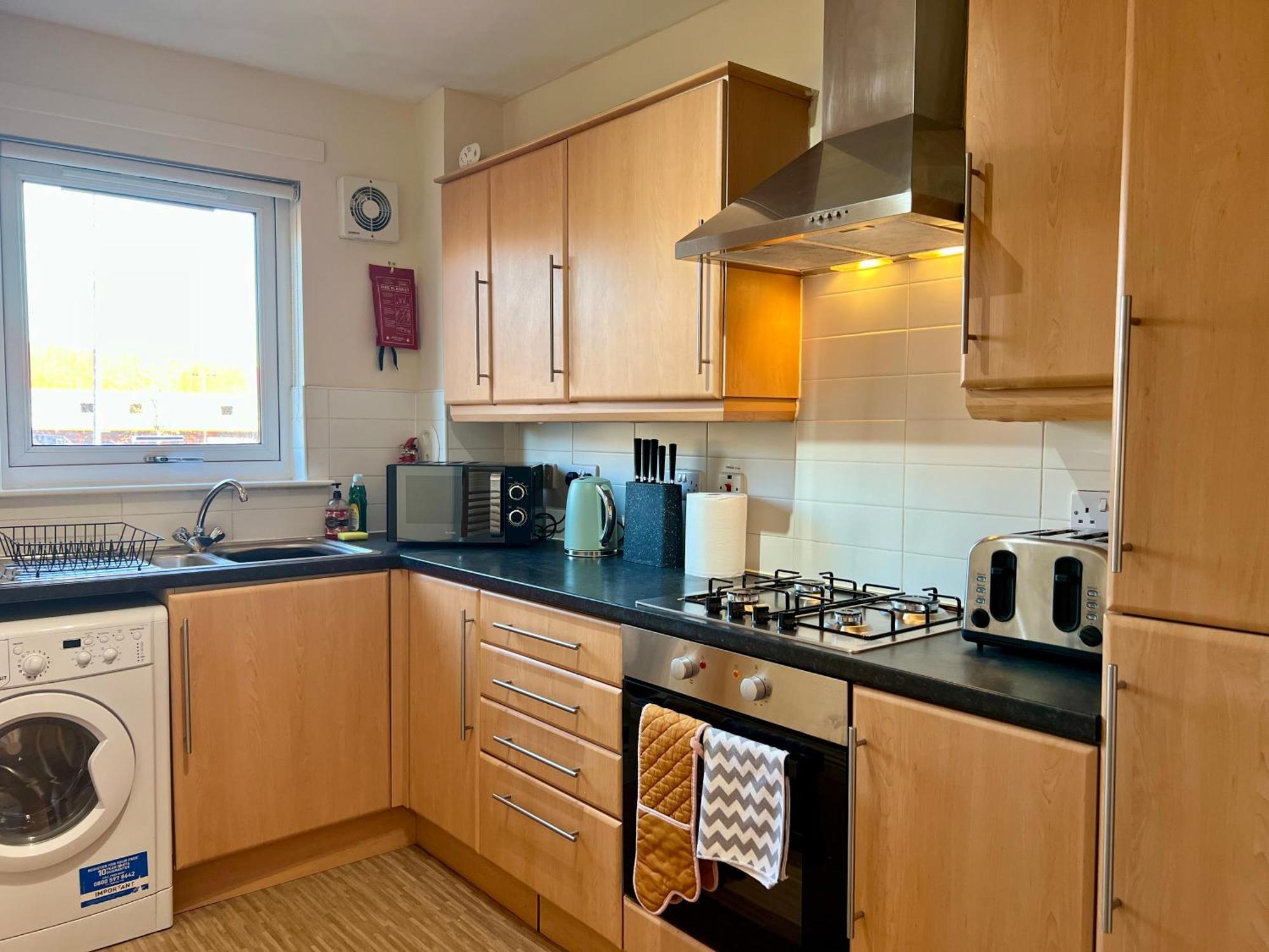 Apartment Sleek & Modern 2br - Easy Access To Centre Glasgow