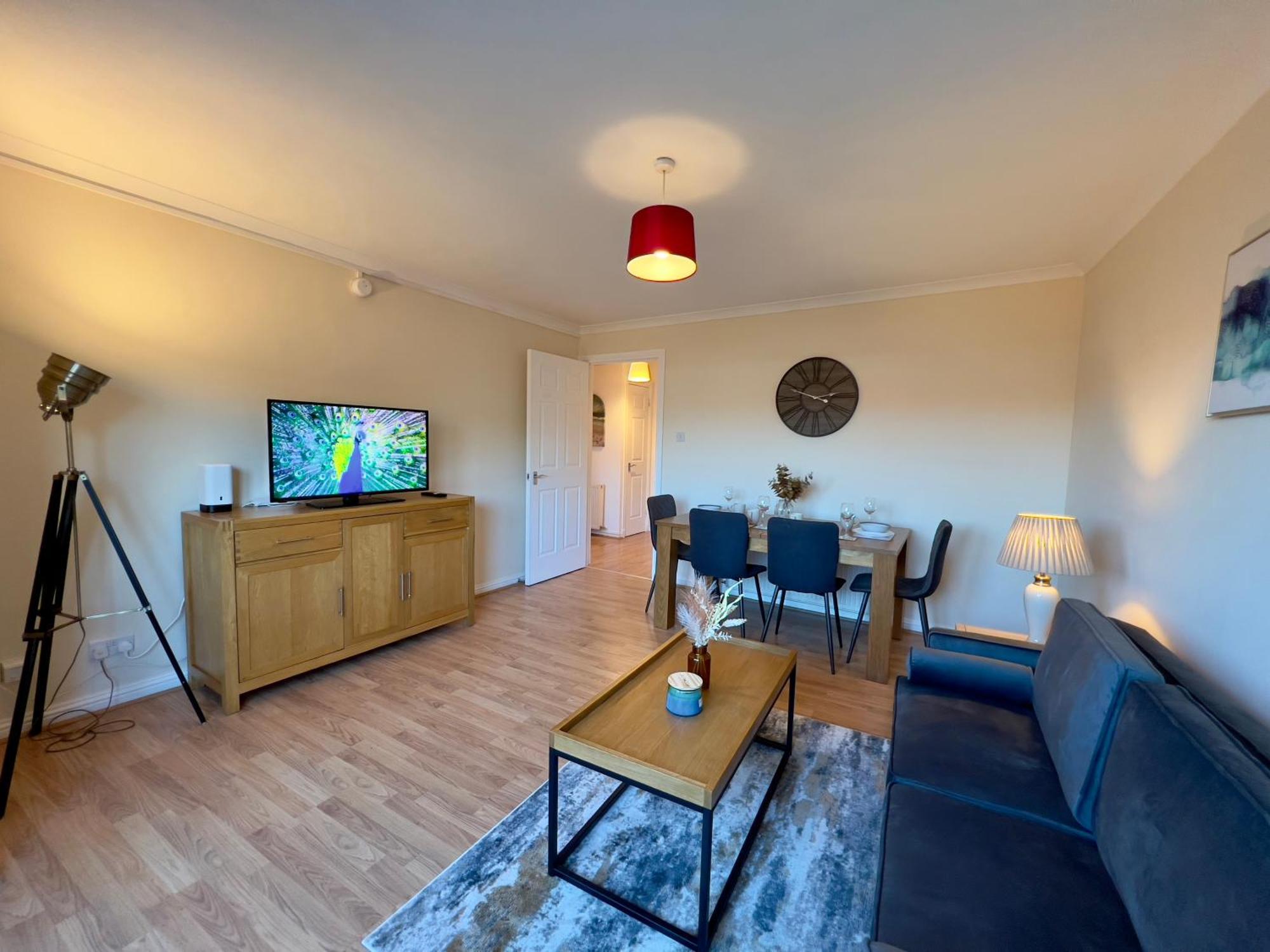 Sleek & Modern 2br - Easy Access To Centre Glasgow